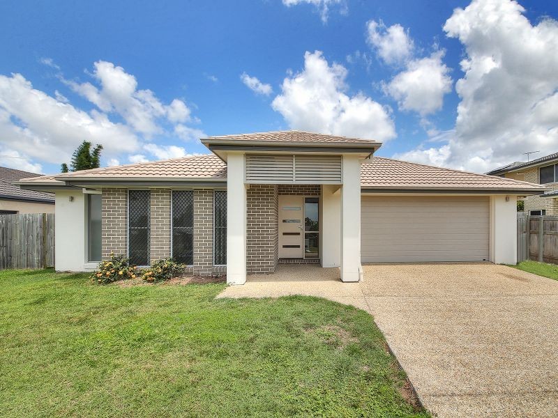 24 Sandalwood Street, Heathwood QLD 4110