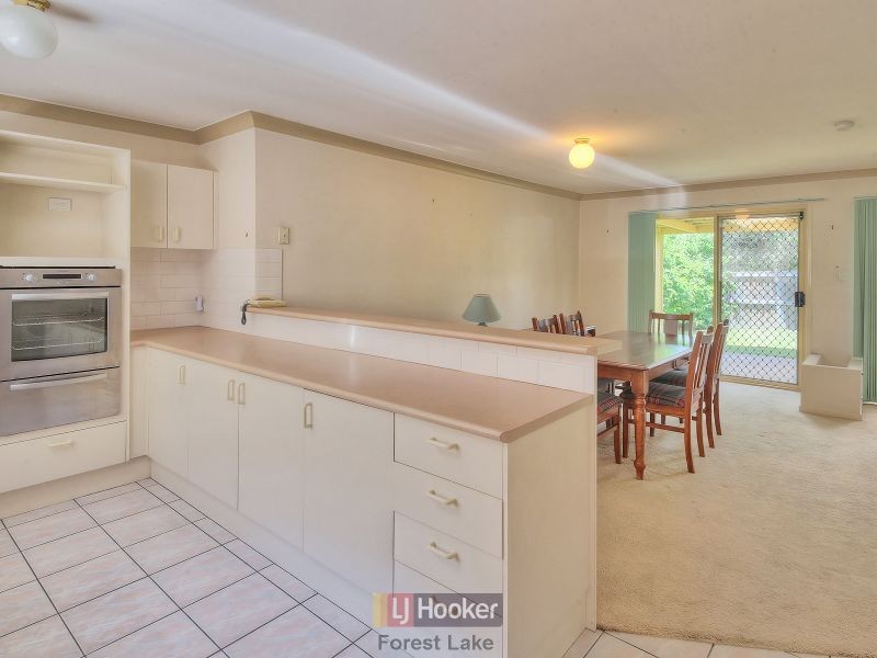 32 Ornata Place, Forest Lake QLD 4078