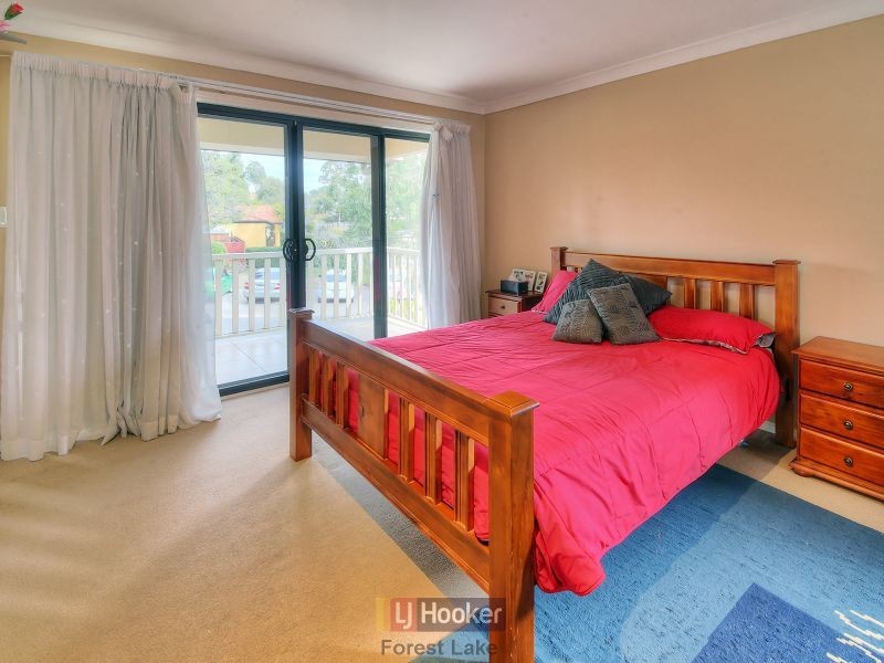 34 Mapleton Crescent, Forest Lake QLD 4078