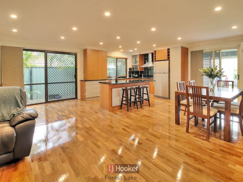 23 Newburn Street, Hillcrest QLD 4118