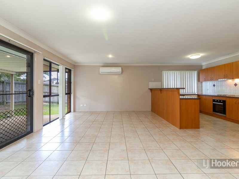 2 Kenny Close, Forest Lake QLD 4078