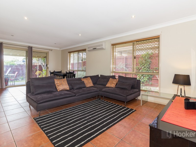 7 Della Ricca Place, Forest Lake QLD 4078