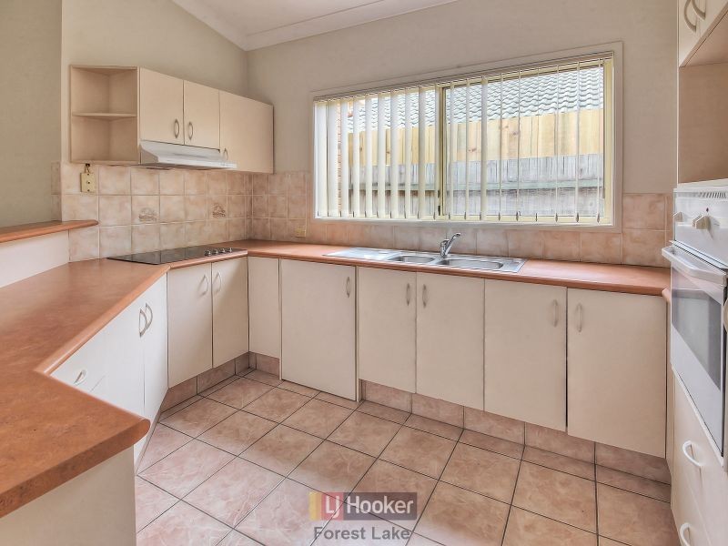 24 Beamont Place, Forest Lake QLD 4078