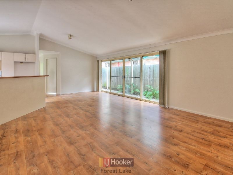 24 Beamont Place, Forest Lake QLD 4078