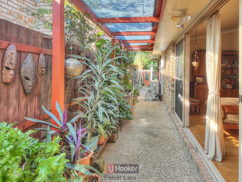 11 Beamont Place, Forest Lake QLD 4078