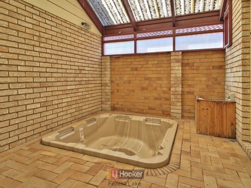 58 Jindabyne Circuit, Forest Lake QLD 4078