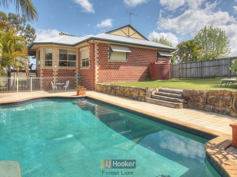 4 Lilydale Place, Forest Lake QLD 4078
