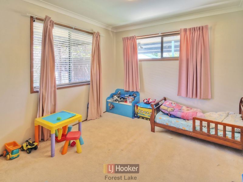 107 Hazelton Street, Riverhills QLD 4074