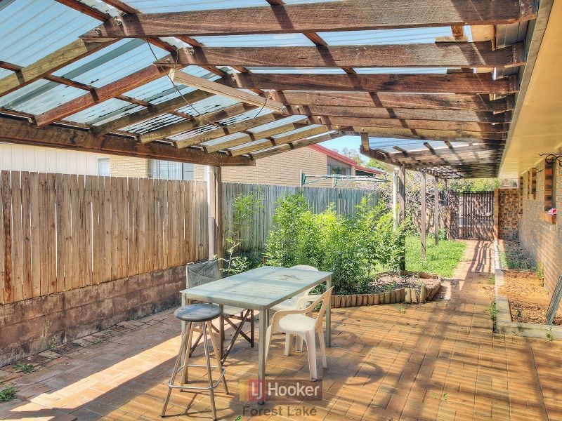 107 Hazelton Street, Riverhills QLD 4074