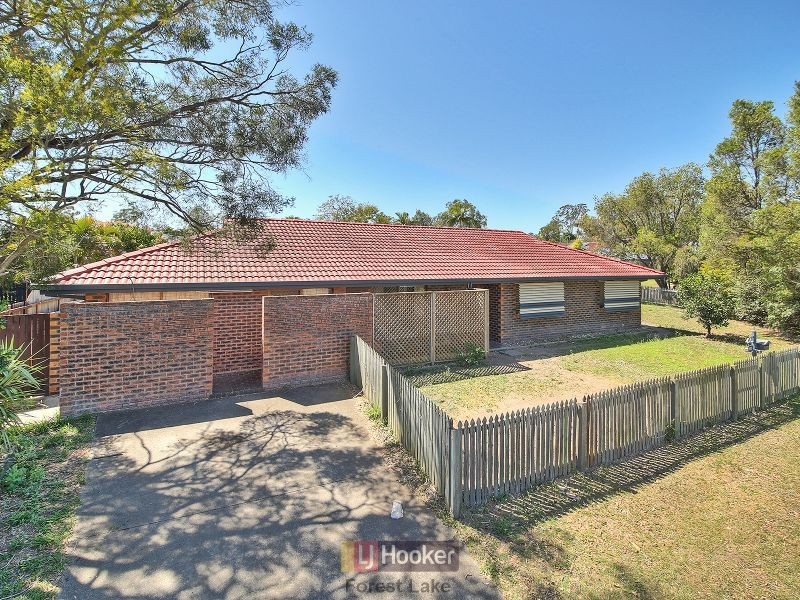 107 Hazelton Street, Riverhills QLD 4074
