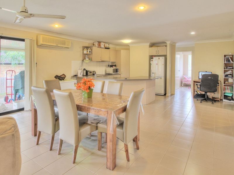 3 Farrell Close, Collingwood Park QLD 4301