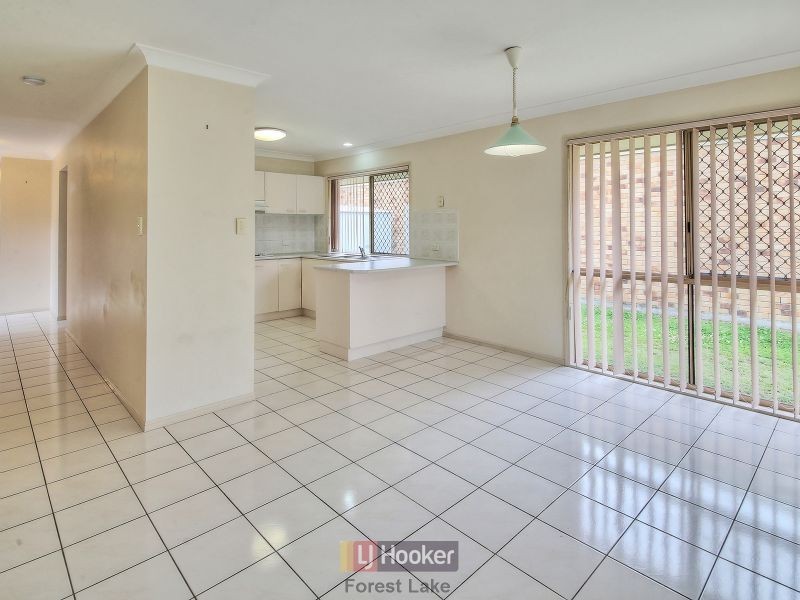 53 Serrata Circuit, Forest Lake QLD 4078