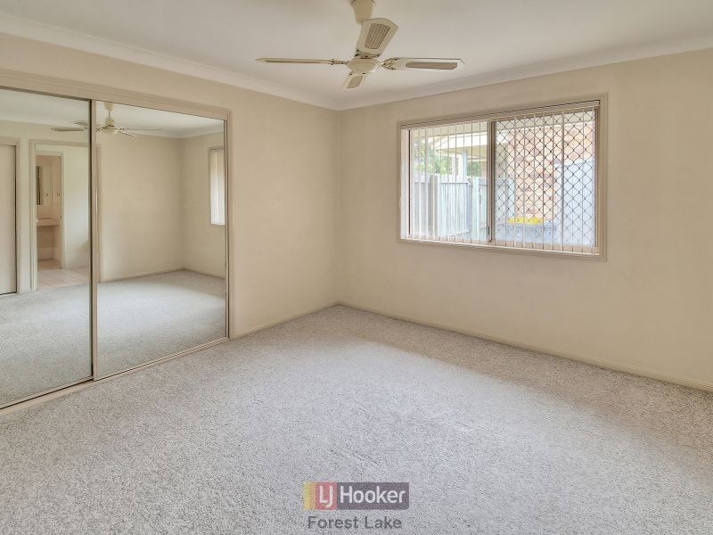 53 Serrata Circuit, Forest Lake QLD 4078