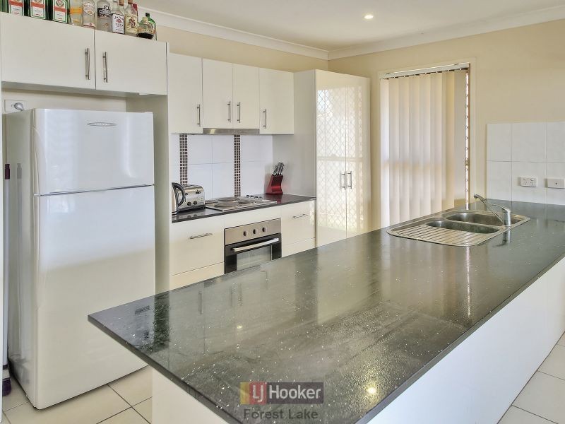 43 Geranium Drive, Springfield Lakes QLD 4300