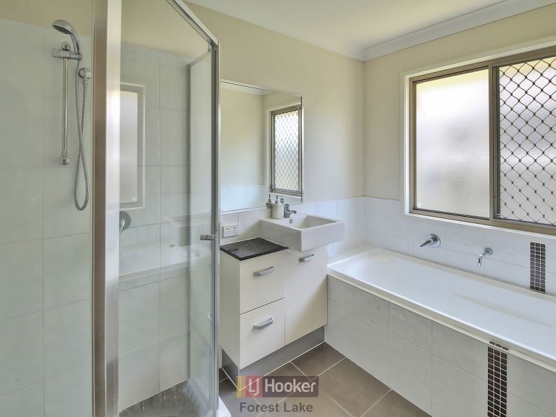 43 Geranium Drive, Springfield Lakes QLD 4300