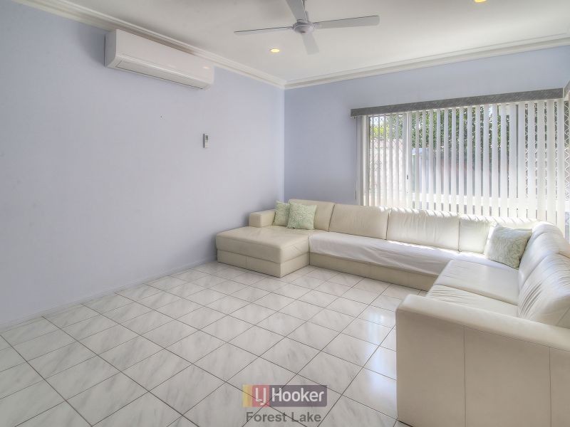 7 Solander Circuit, Forest Lake QLD 4078