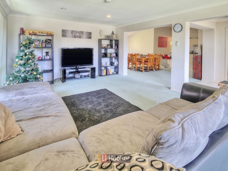 28 Sherwood Place, Forest Lake QLD 4078