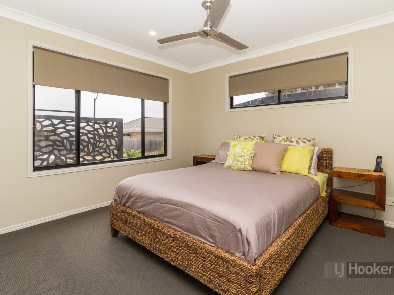 43 Dornoch Crescent, Raceview QLD 4305