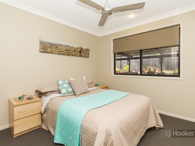43 Dornoch Crescent, Raceview QLD 4305