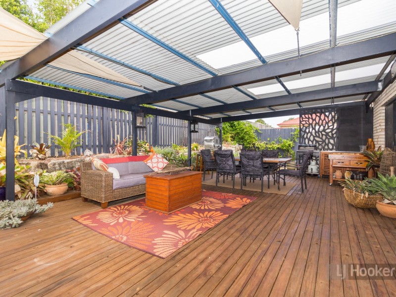 43 Dornoch Crescent, Raceview QLD 4305