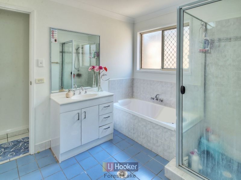 20 Medici Place, Forest Lake QLD 4078