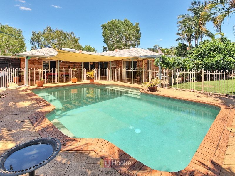 11 Terranora Place, Forest Lake QLD 4078