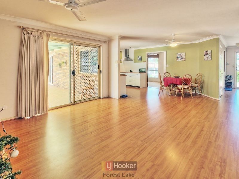 11 Terranora Place, Forest Lake QLD 4078