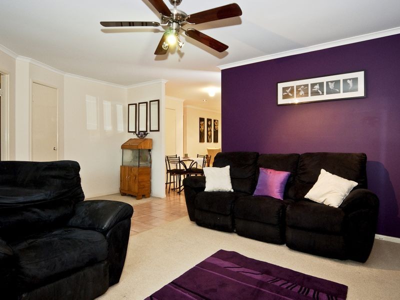 2 Napier Place, Forest Lake QLD 4078