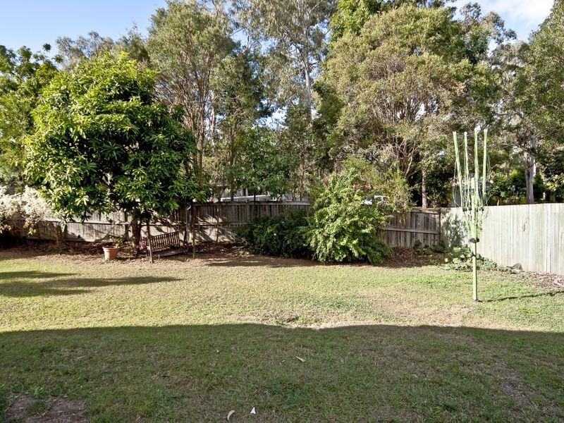 2 Napier Place, Forest Lake QLD 4078
