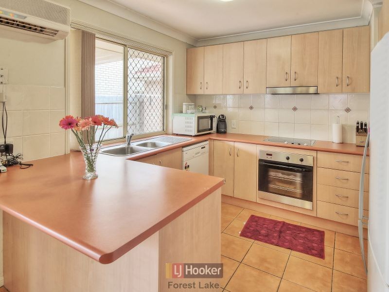 8 Eungella Terrace, Forest Lake QLD 4078