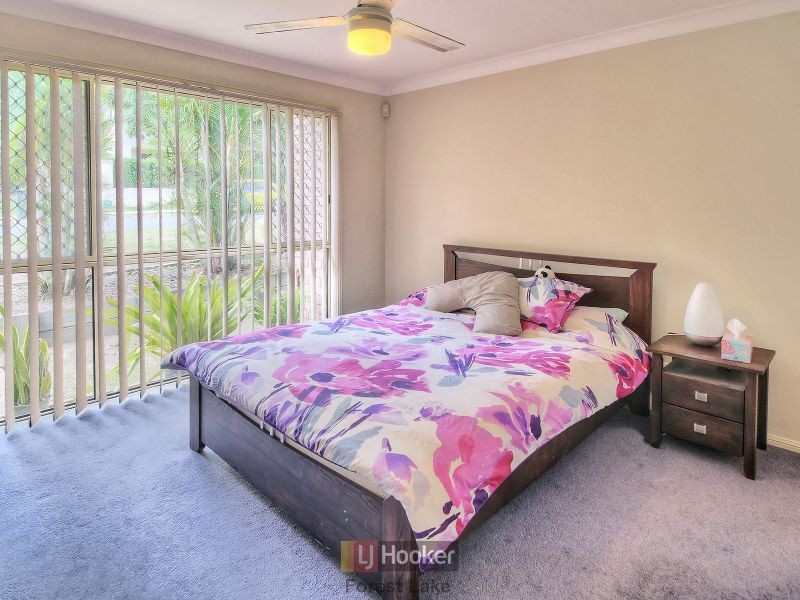 8 Eungella Terrace, Forest Lake QLD 4078