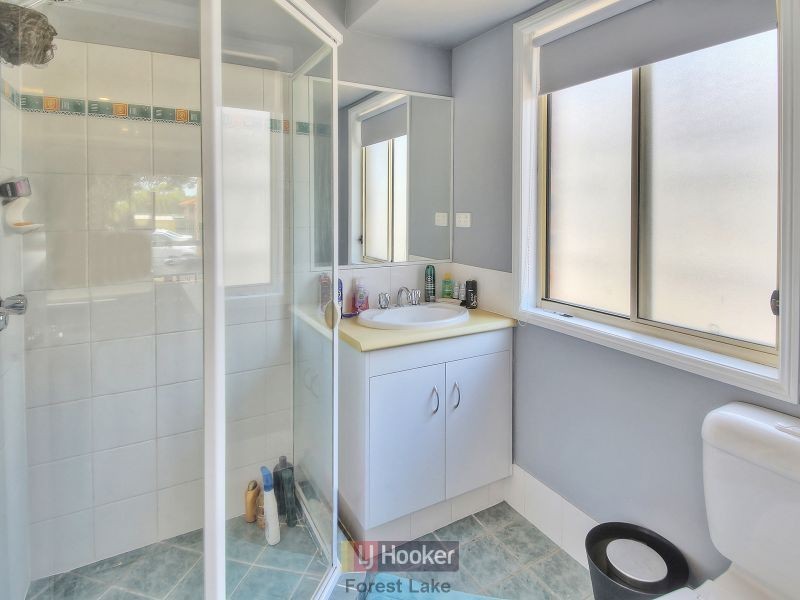 23 Bullen Circuit, Forest Lake QLD 4078