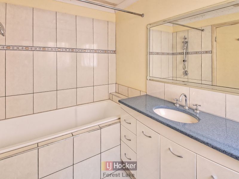 40 Glengyle Place, Forest Lake QLD 4078