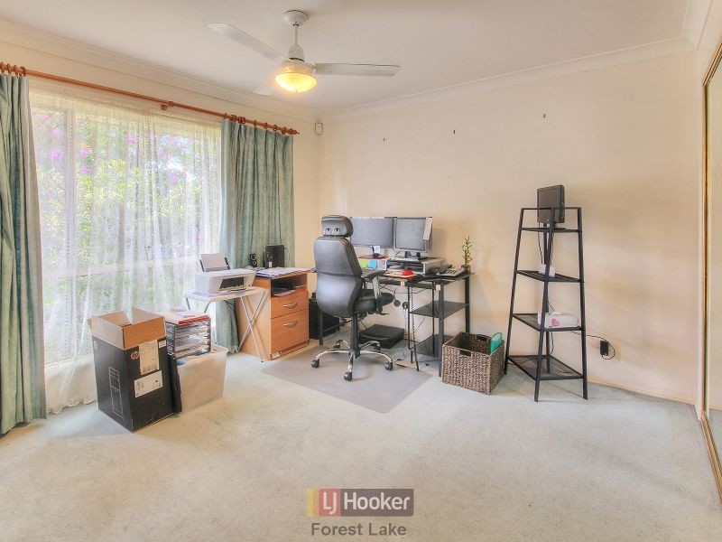 37 Lakeside Crescent, Forest Lake QLD 4078