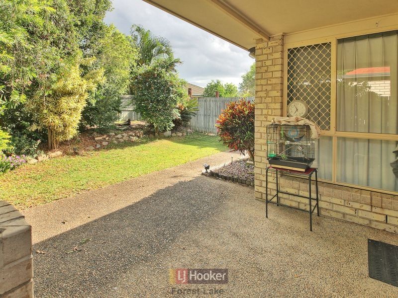 37 Lakeside Crescent, Forest Lake QLD 4078