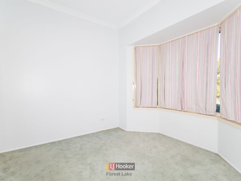 22 Hoop Place, Forest Lake QLD 4078