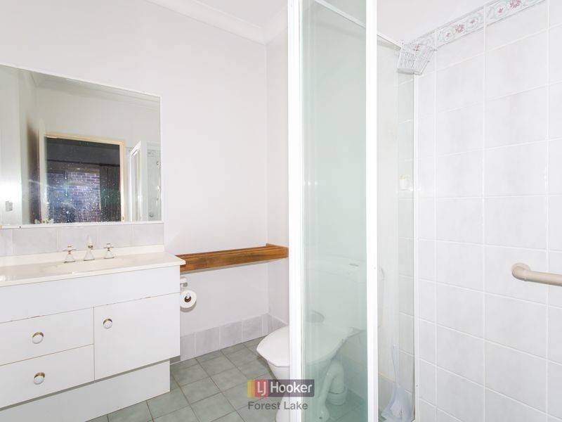 22 Hoop Place, Forest Lake QLD 4078