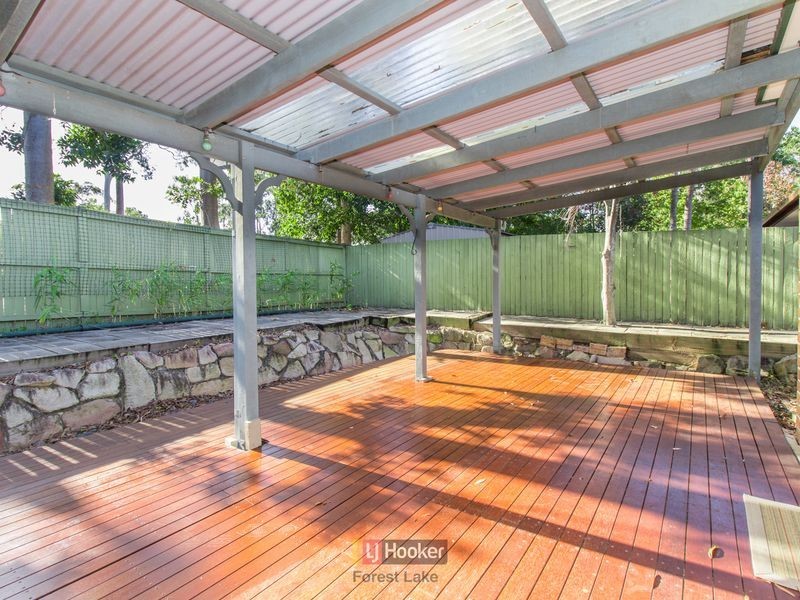 22 Hoop Place, Forest Lake QLD 4078