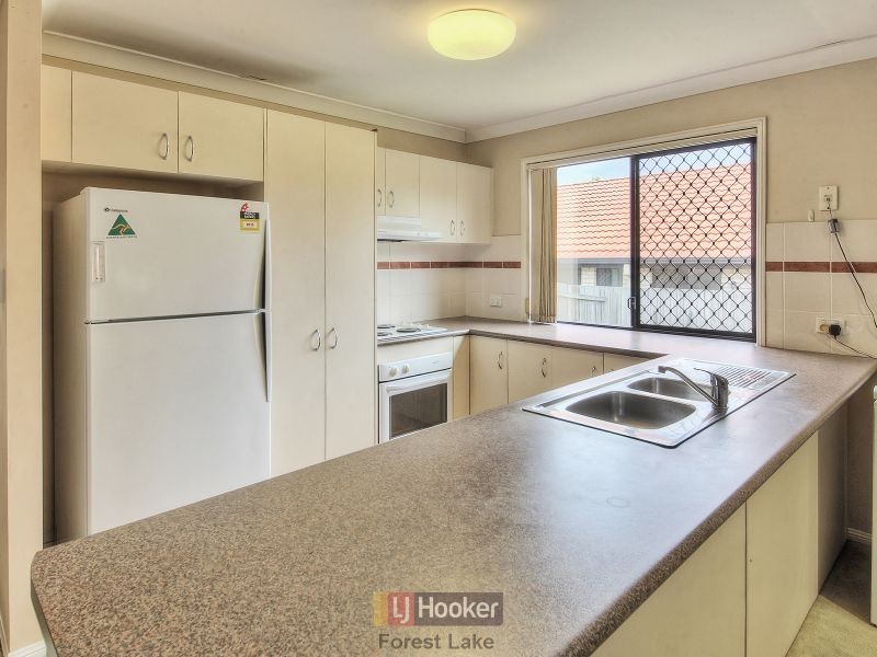 1 Carolina Parade, Forest Lake QLD 4078