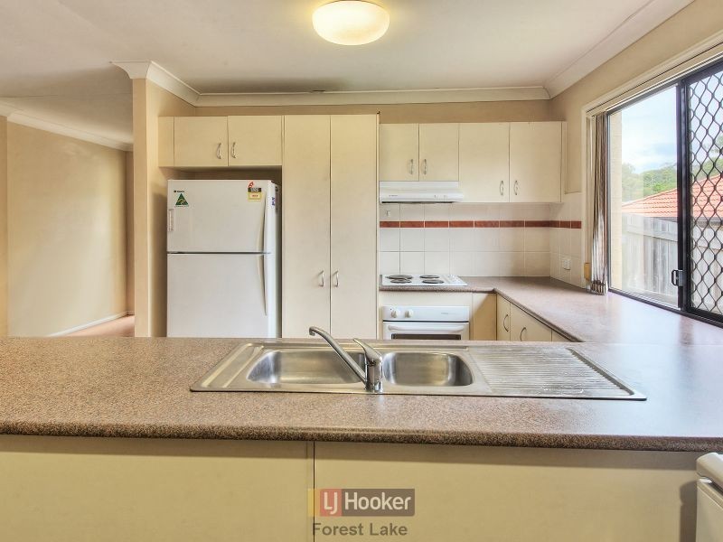 1 Carolina Parade, Forest Lake QLD 4078