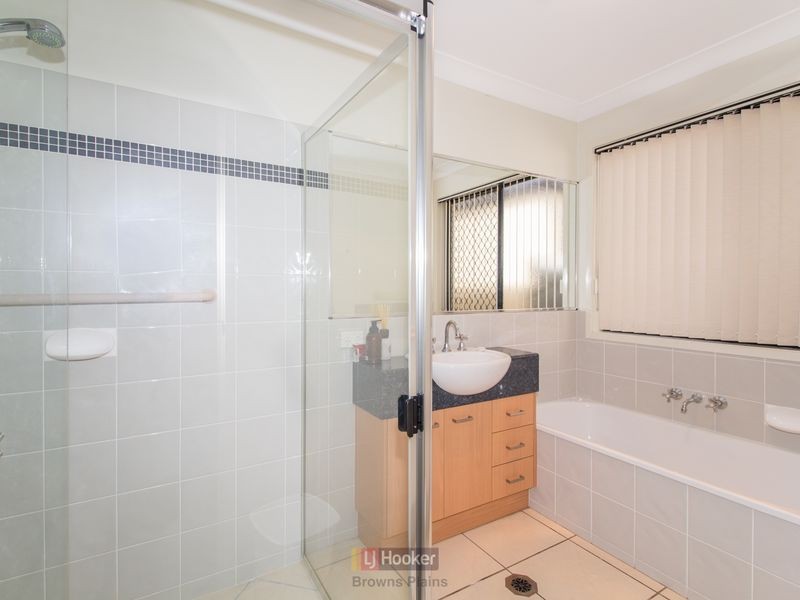 7 Tolmer Crescent, Forest Lake QLD 4078