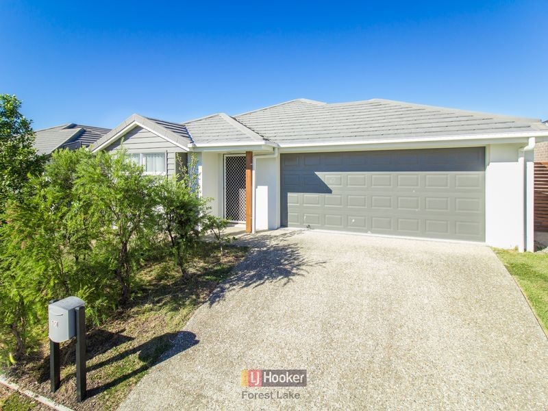 10 Ada Street, Augustine Heights QLD 4300