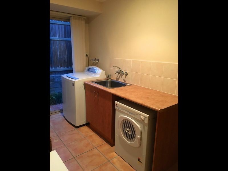 7 St Ives Circuit, Forest Lake QLD 4078