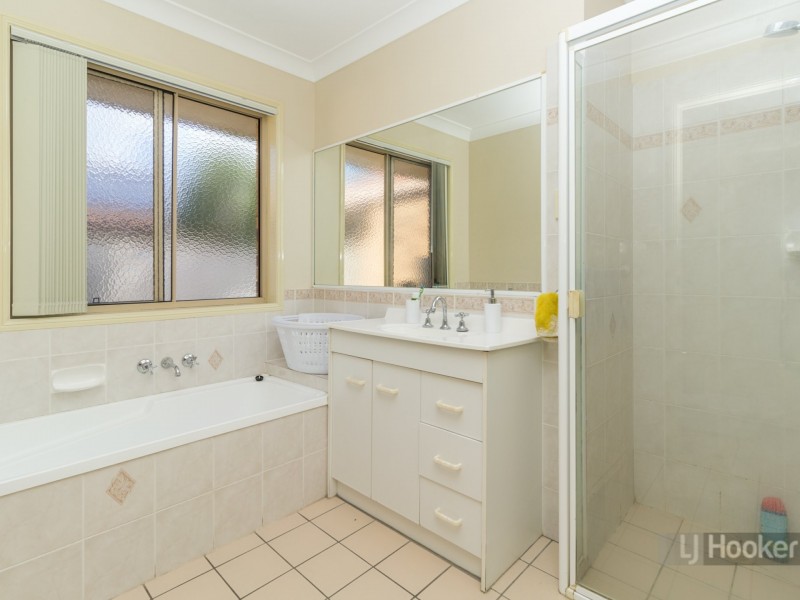 46 Glasshouse Crescent, Forest Lake QLD 4078