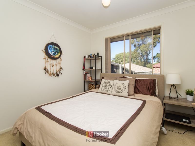 18 Tenterfield Place, Forest Lake QLD 4078