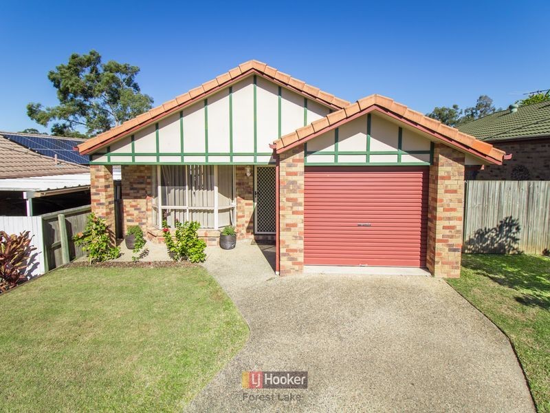 18 Tenterfield Place, Forest Lake QLD 4078