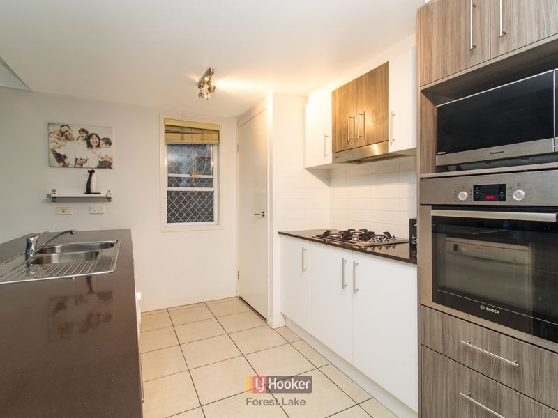 68 Parkwood Drive, Heathwood QLD 4110