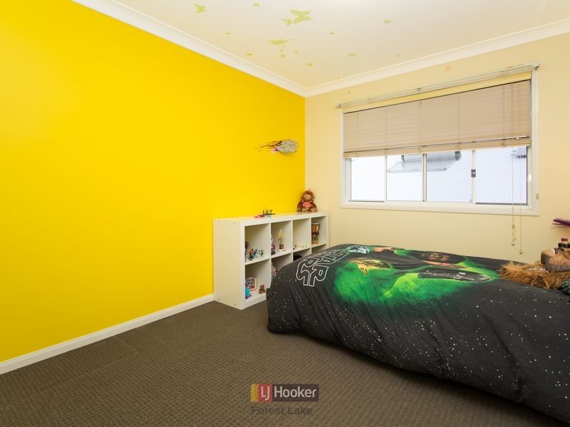 68 Parkwood Drive, Heathwood QLD 4110