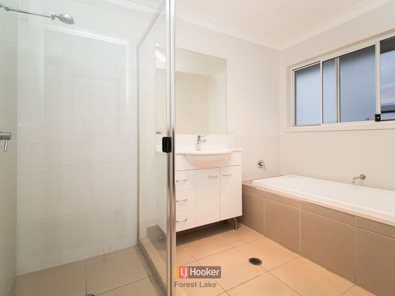 68 Parkwood Drive, Heathwood QLD 4110