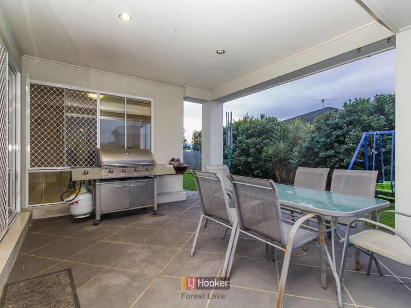 68 Parkwood Drive, Heathwood QLD 4110